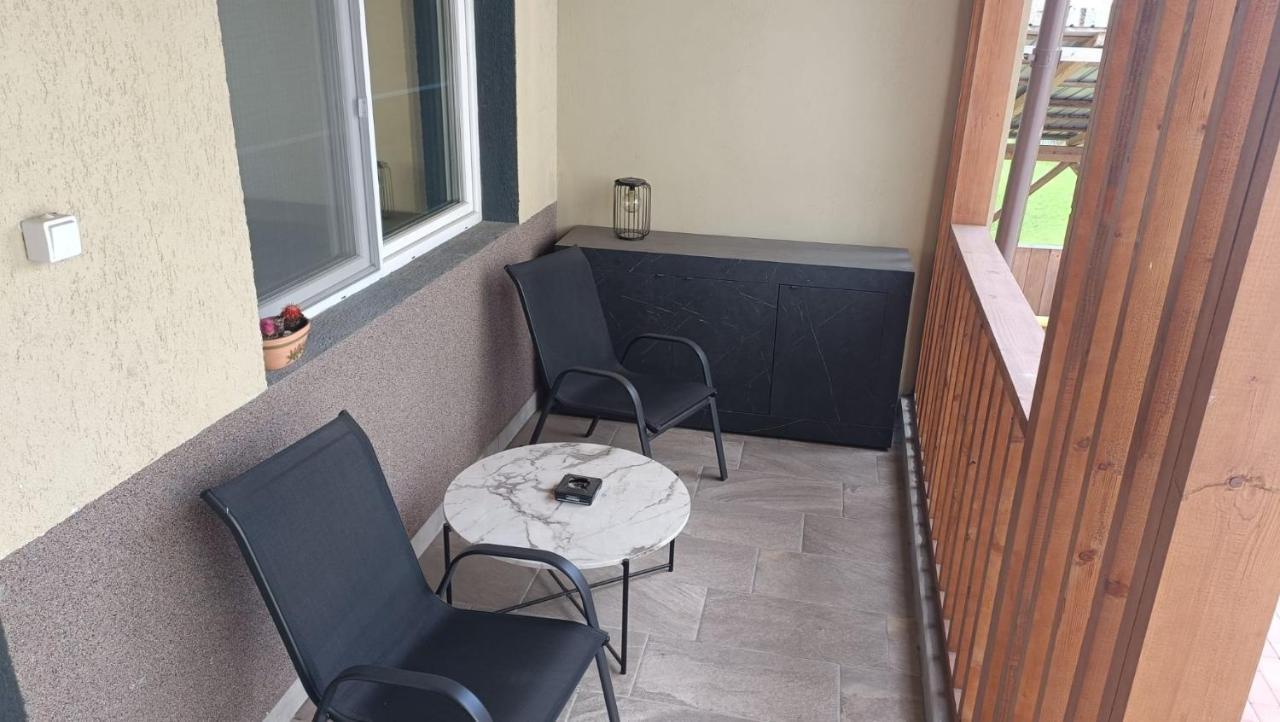 New Apartment Apartament Modern Recent Construit Modern Ujepitesu Tarsashazi Lakresz Miercurea Ciuc Buitenkant foto